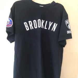 NWOT Unisex Brooklyn T-shirt